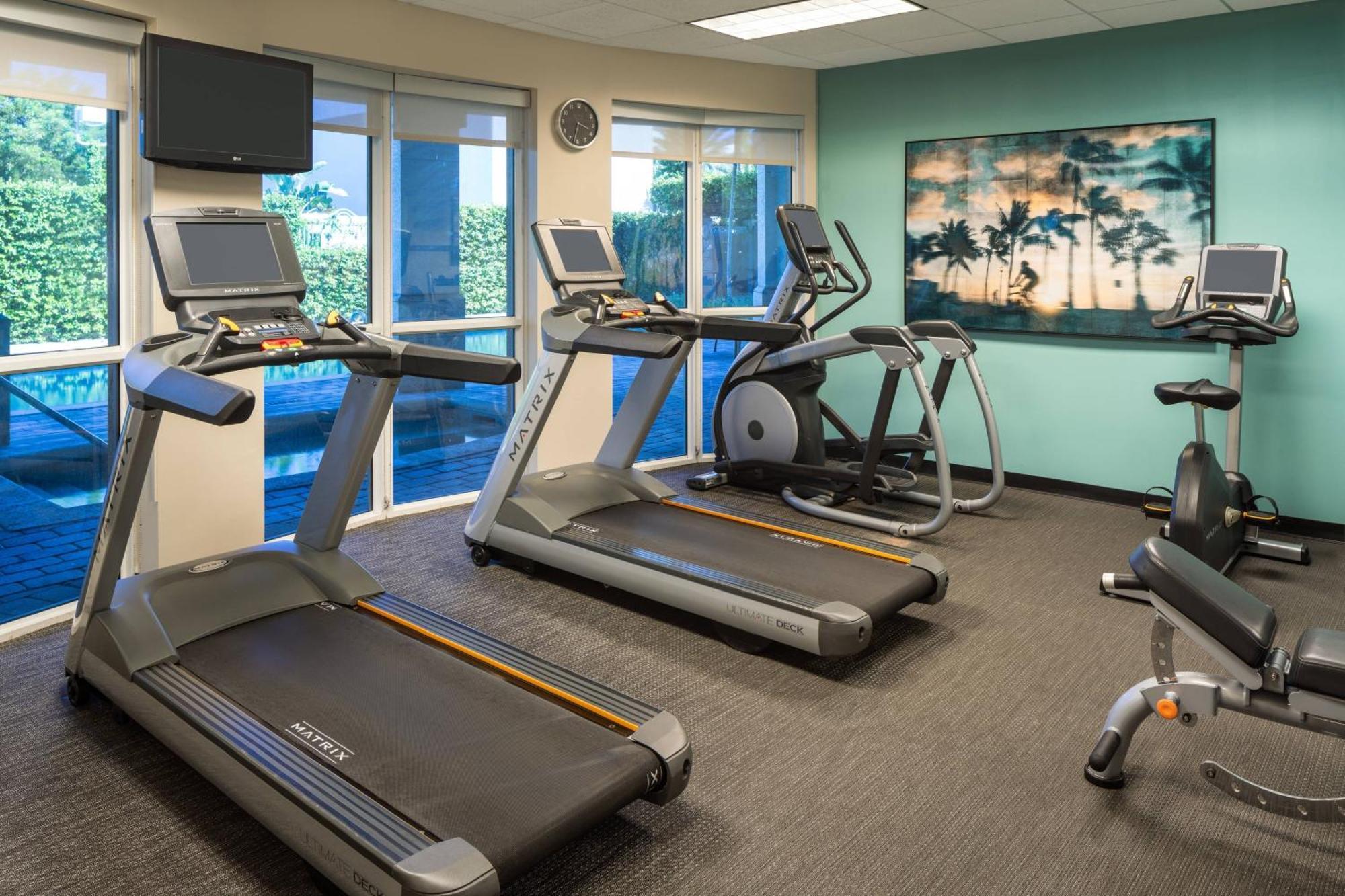 Courtyard By Marriott Fort Lauderdale Airport & Cruise Port Dania Beach Exteriör bild