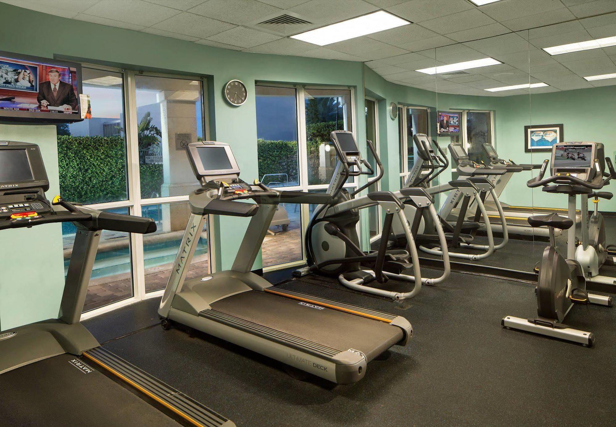 Courtyard By Marriott Fort Lauderdale Airport & Cruise Port Dania Beach Exteriör bild
